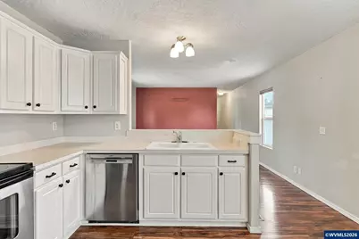 11615 Bunting Ln NE, Aurora, OR 97002 - Photo 17