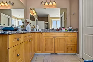 559 SE Syron St, Dallas, OR 97338 - Photo 21