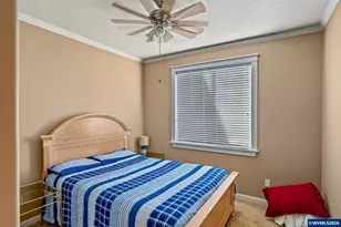 559 SE Syron St, Dallas, OR 97338 - Photo 15