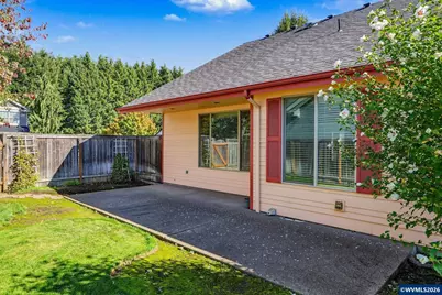 559 SE Syron St, Dallas, OR 97338 - Photo 23