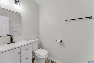 2151 Three Lakes #30 Rd SE, Albany, OR 97322 - Photo 17