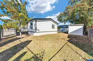 2151 Three Lakes Rd SE, Albany, OR 97322 - Photo 23