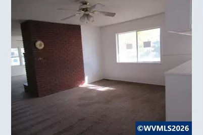 114 Walnut St, Independence, OR 97351 - Photo 9