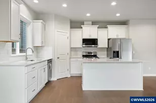 7433 SE Berg Dr, Corvallis, OR 97330 - Photo 11