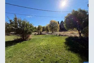 31960 Griffith Dr, Tangent, OR 97389 - Photo 7