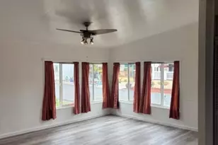 1400 Candlelight Dr, Eugene, OR 97402 - Photo 5