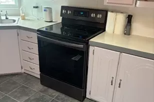 1400 Candlelight Dr, Eugene, OR 97402 - Photo 9