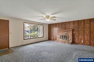 1026 Royalty Dr NE, Salem, OR 97301 - Photo 9