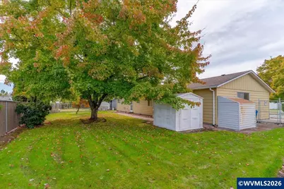 1026 Royalty Dr NE, Salem, OR 97301 - Photo 39