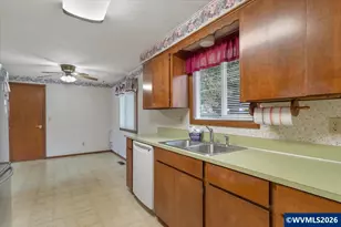 1026 Royalty Dr NE, Salem, OR 97301 - Photo 19
