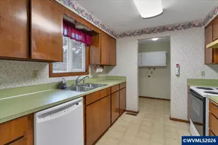 1026 Royalty Dr NE, Salem, OR 97301 - Photo 17