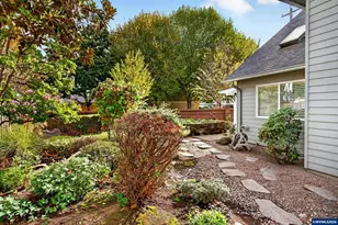 103 Cedar Bluff Cir N, Keizer, OR 97303 - Photo 39