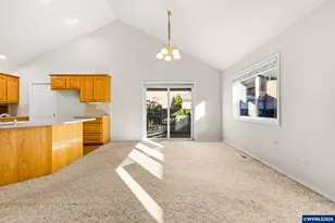 731 Aeronca St, Independence, OR 97351 - Photo 7