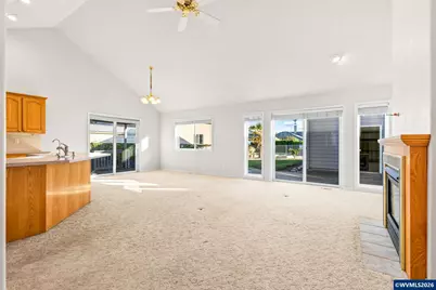 731 Aeronca St, Independence, OR 97351 - Photo 5