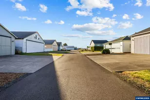 731 Aeronca St, Independence, OR 97351 - Photo 37