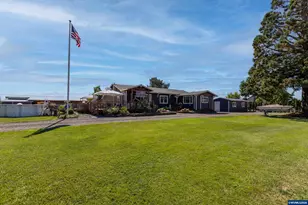 5686 Waconda Rd NE, Salem, OR 97305 - Photo 3