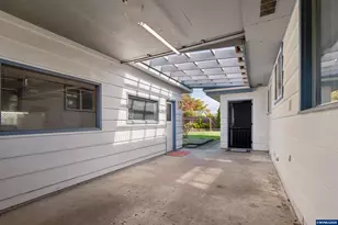 389 Maxwell Rd, Eugene, OR 97404 - Photo 21