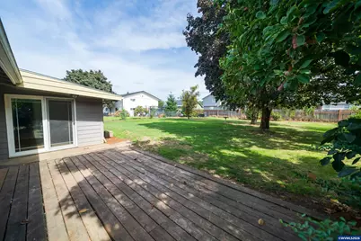 161 N 7th St, Jefferson, OR 97352 - Photo 27
