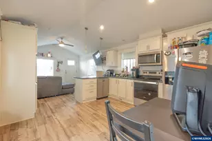 455 SW Liberty Bell (#14) Dr, Beaverton, OR 97006 - Photo 5