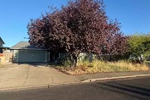 3985 Linn Ave SE, Albany, OR 97322 - Photo 1