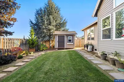 20756 Yukon St NE, Aurora, OR 97002 - Photo 31