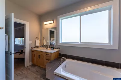 2667 NE Sonora Dr, Albany, OR 97321 - Photo 23