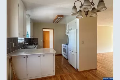 1590 Astor Wy, Woodburn, OR 97071 - Photo 3