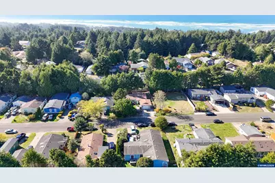 1410 SW Forest Pkw, Waldport, OR 97394 - Photo 49