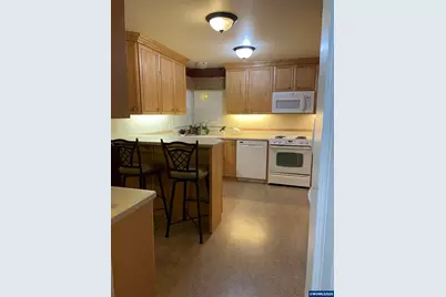 1775 Grant St NE, Salem, OR 97301 - Photo 9