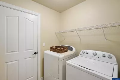 1481 E Burnett St, Stayton, OR 97383 - Photo 33