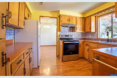1742 Raywanda Ct NE, Salem, OR 97301 - Photo 39