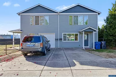 455 W Washington St, Stayton, OR 97383 - Photo 1