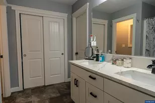 5090 Hearth Ct NE, Salem, OR 97305 - Photo 13