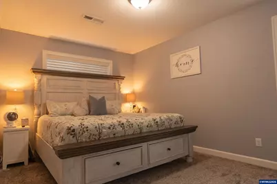 5090 Hearth Ct NE, Salem, OR 97305 - Photo 17