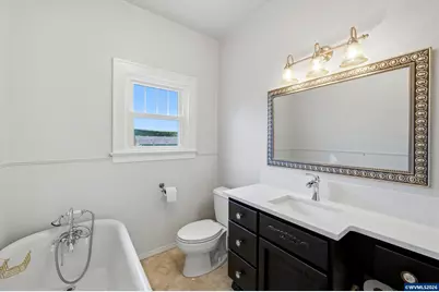 990 5th St NE, Salem, OR 97301 - Photo 25