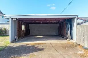 1016 SW Washington St, Albany, OR 97321 - Photo 9