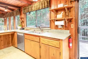 36418 Kings Valley Hwy, Philomath, OR 97370 - Photo 9