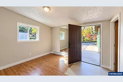10646 Sunnyside Rd SE, Jefferson, OR 97352 - Photo 19