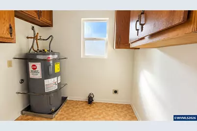 10646 Sunnyside Rd SE, Jefferson, OR 97352 - Photo 25