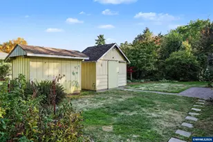 2555 NE Seavy Cir, Corvallis, OR 97330 - Photo 43