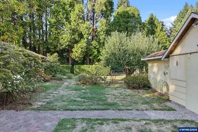 2555 NE Seavy Cir, Corvallis, OR 97330 - Photo 47