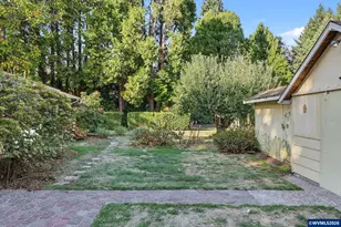 2555 NE Seavy Cir, Corvallis, OR 97330 - Photo 47