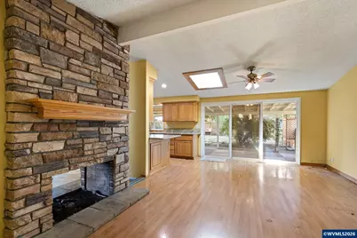 512 Cardinal Wy, Springfield, OR 97477 - Photo 9