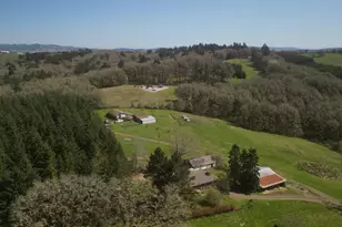 13815 Sunnyside Rd, Dallas, OR 97338 - Photo 1