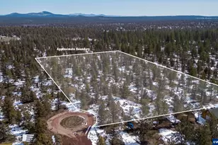 17515 Ivy Ln, Sisters, OR 97759 - Photo 1