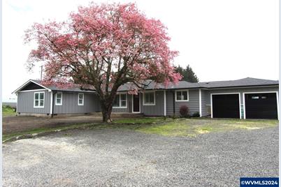 37910 River Dr, Lebanon, OR 97355 - Photo 1