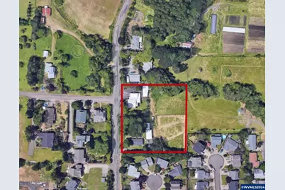 769 N 9th St, Philomath, OR 97370 - Photo 1