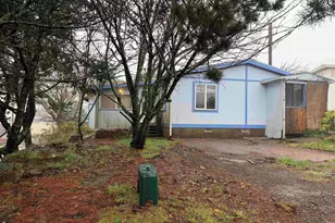 252 NW 20th St, Newport, OR 97365 - Photo 1