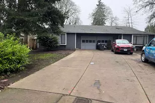 560 Manor Way, Lebanon, OR 97355 - Photo 1