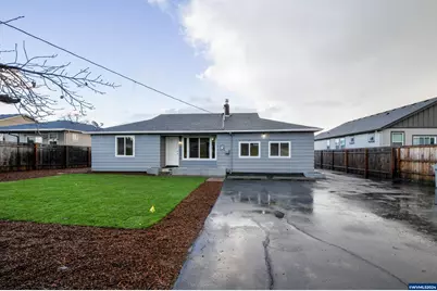 520 SE Hawthorne Av, Dallas, OR 97338 - Photo 1